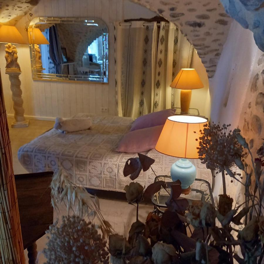 Chambres D'Hote Les Jardins De Prasseratヴァロン・ポン・ダルク エクステリア 写真