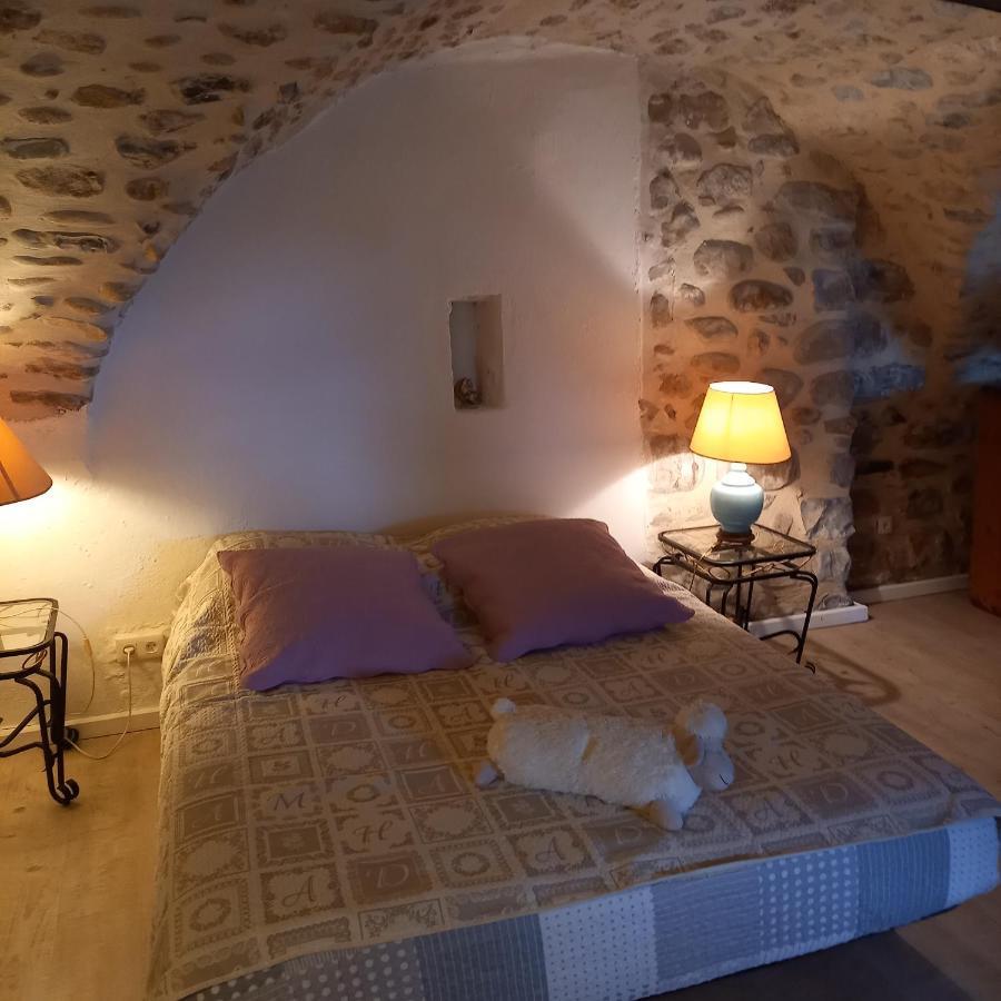 Chambres D'Hote Les Jardins De Prasseratヴァロン・ポン・ダルク エクステリア 写真