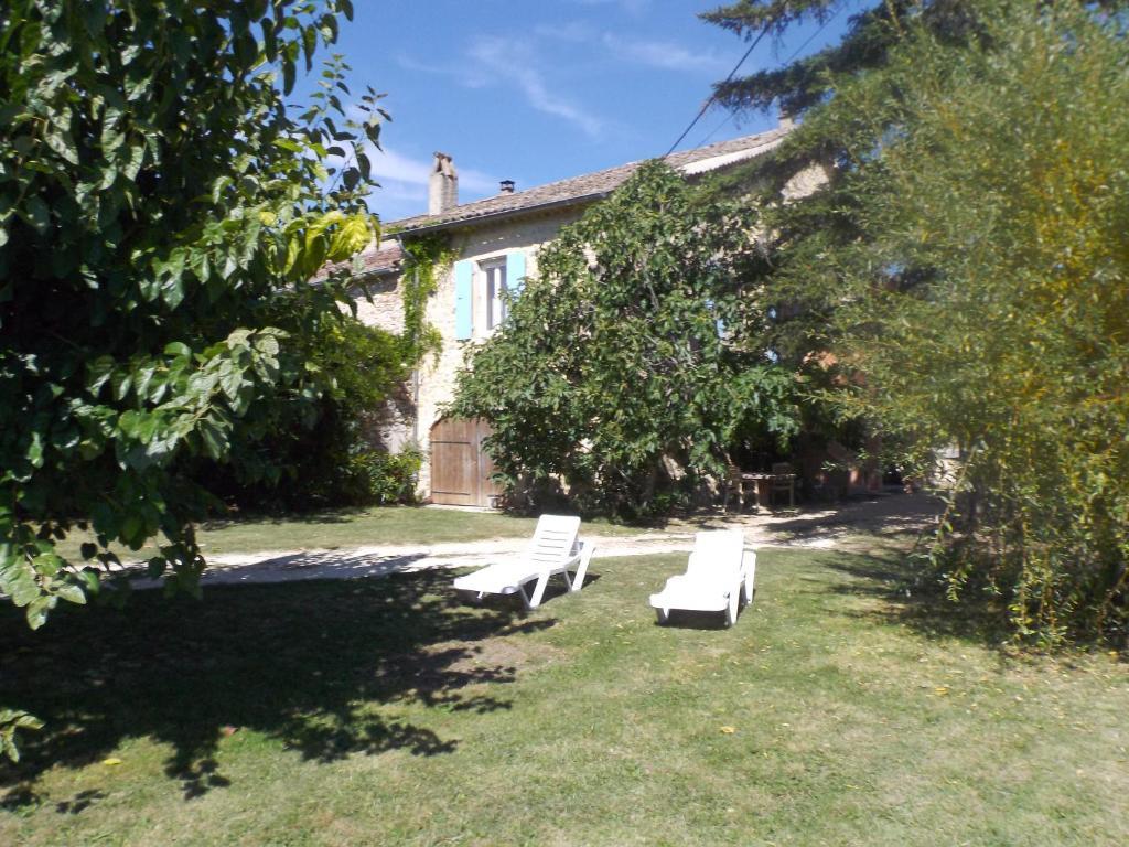 Chambres D'Hote Les Jardins De Prasseratヴァロン・ポン・ダルク 部屋 写真